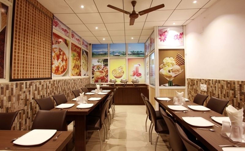 Hotel Mohan International New Delhi Ngoại thất bức ảnh