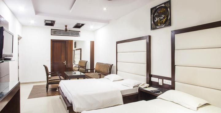 Hotel Mohan International New Delhi Ngoại thất bức ảnh