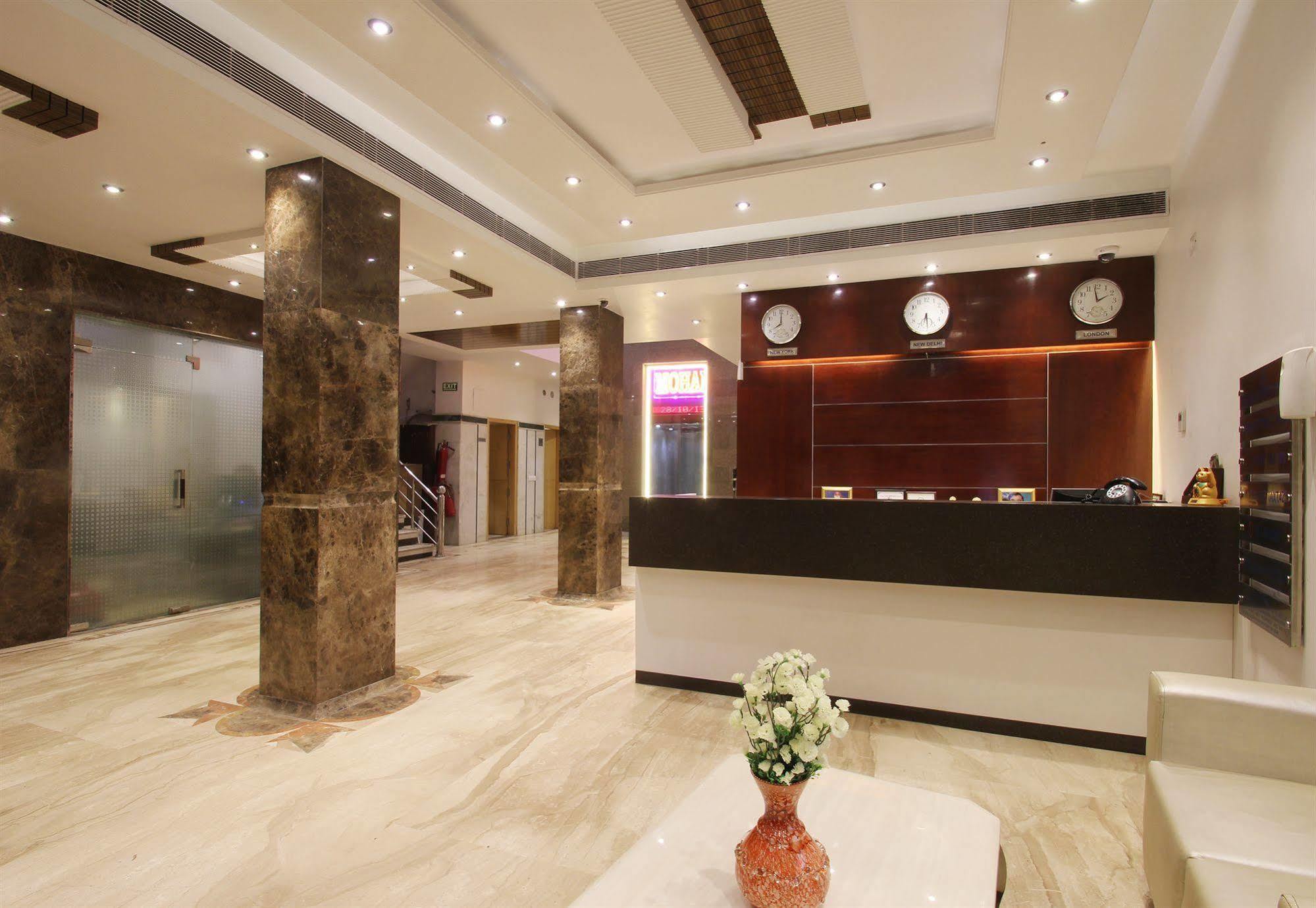 Hotel Mohan International New Delhi Ngoại thất bức ảnh