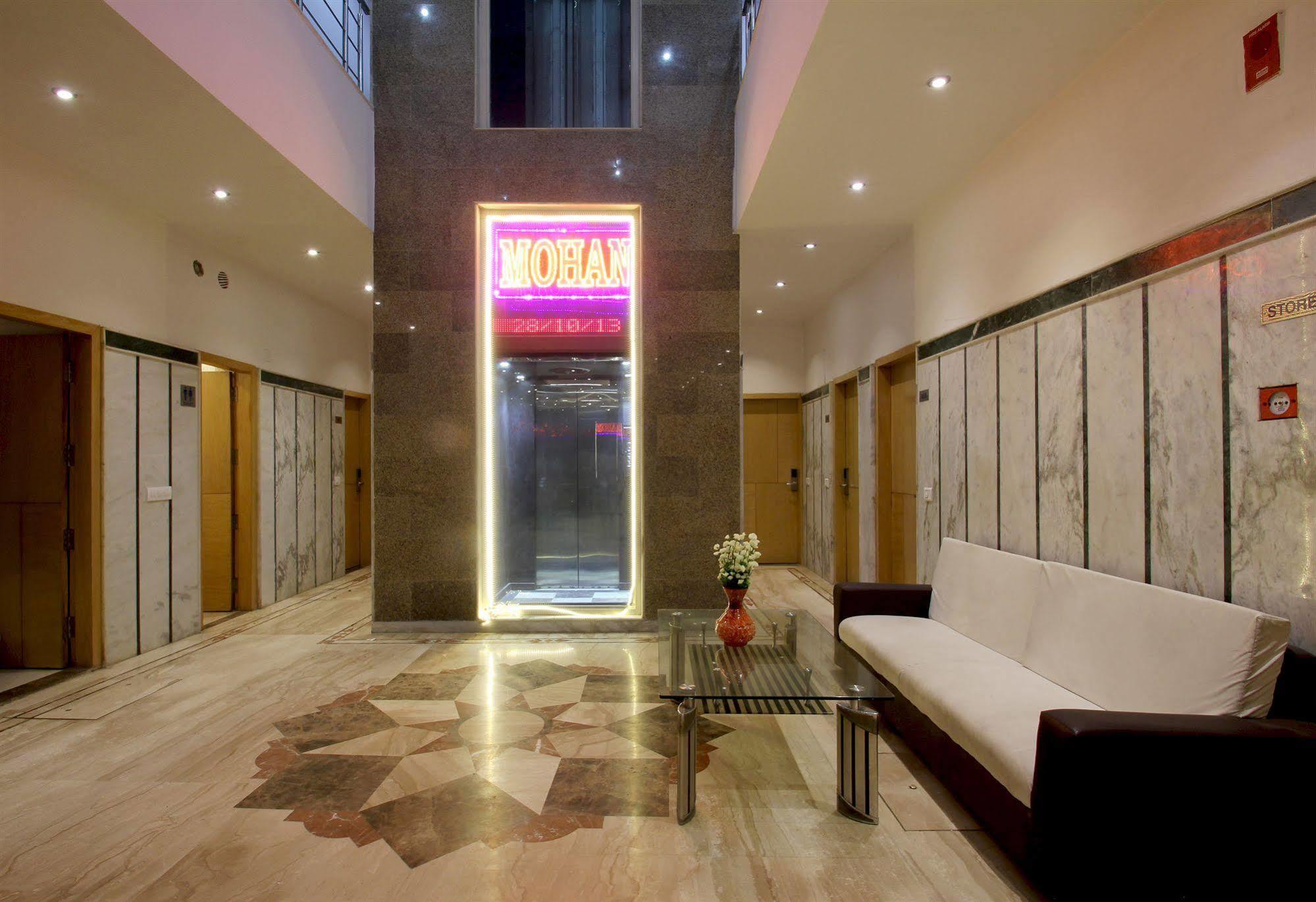 Hotel Mohan International New Delhi Ngoại thất bức ảnh