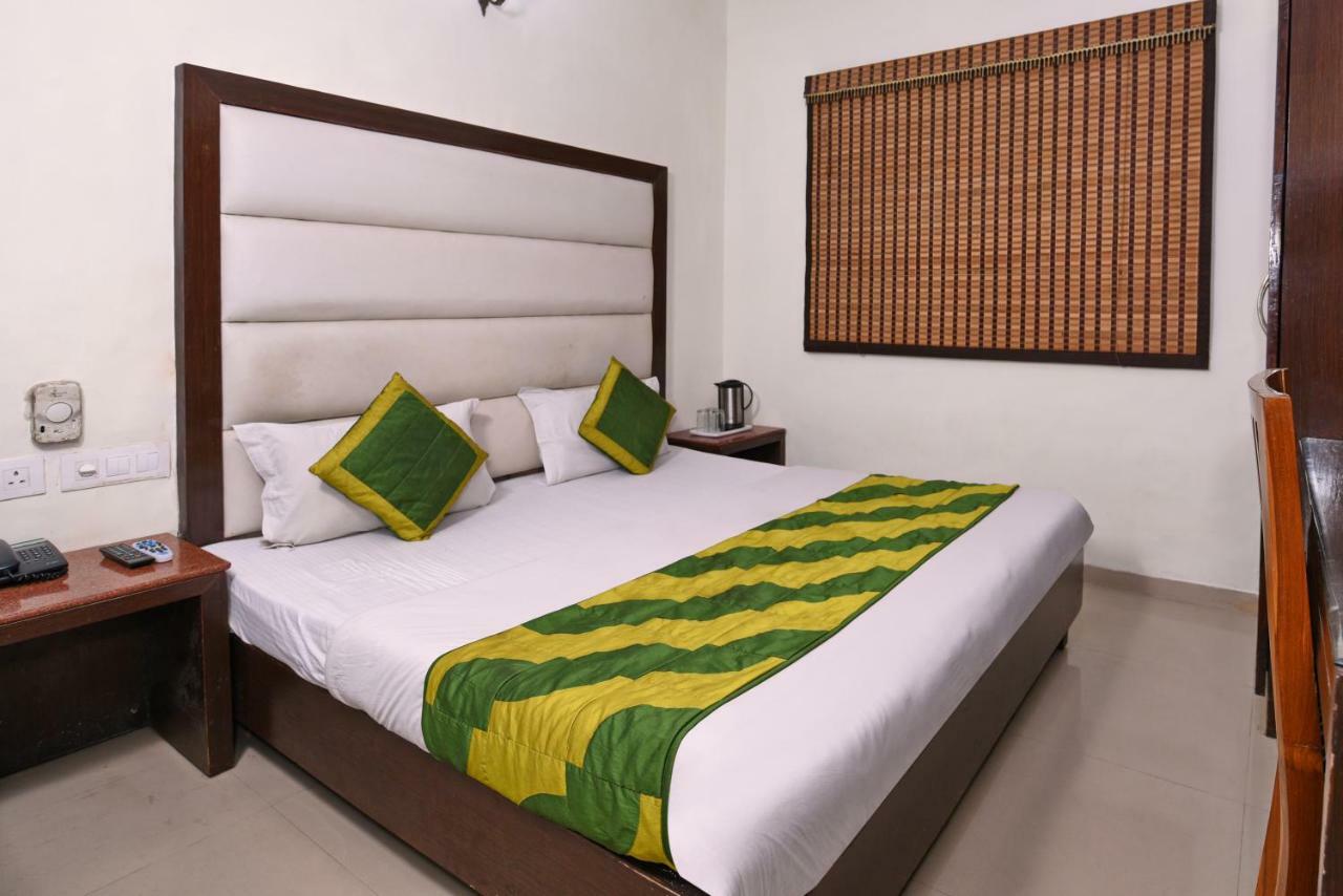 Hotel Mohan International New Delhi Ngoại thất bức ảnh