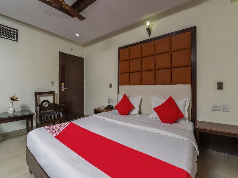 Hotel Mohan International New Delhi Ngoại thất bức ảnh